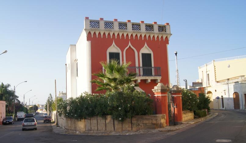 Il castello Façade principale après travaux